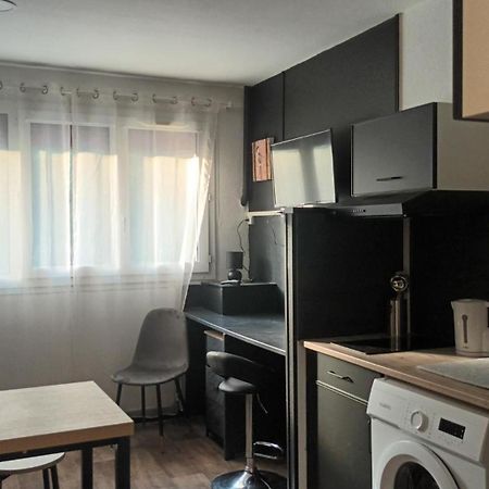 Appartement T1 Proche De Vulcania Pontaumur Dış mekan fotoğraf