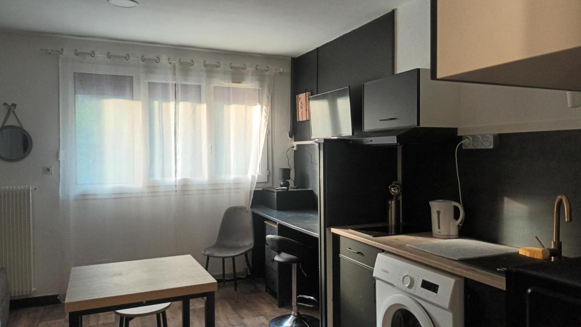 Appartement T1 Proche De Vulcania Pontaumur Dış mekan fotoğraf