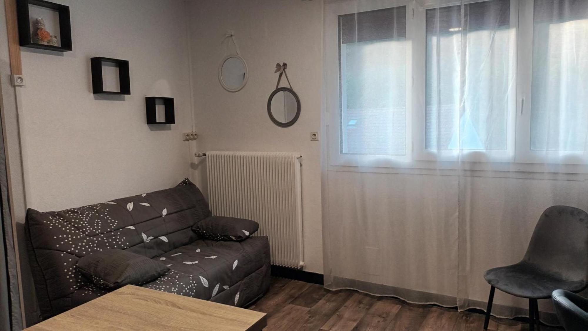 Appartement T1 Proche De Vulcania Pontaumur Dış mekan fotoğraf